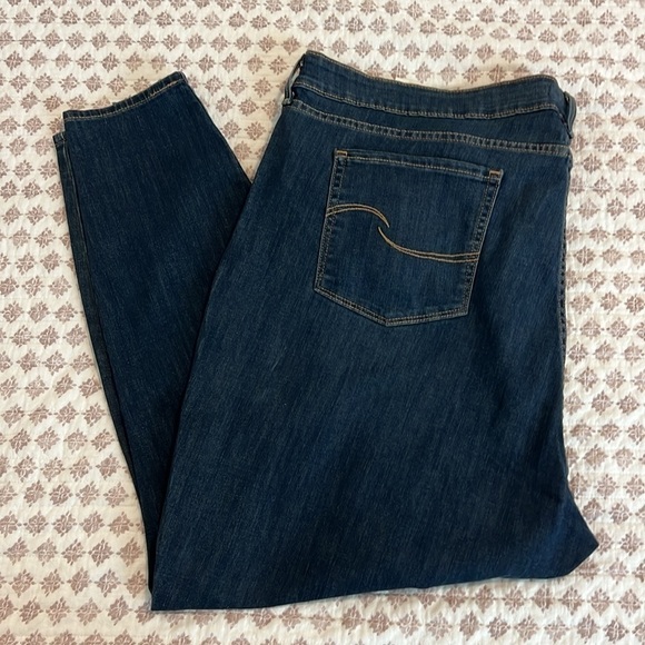 NWT Levi Strauss Signature Gold Mid-Rise Skinny Stretch Jeans 28M / W39 L30 - Picture 6 of 17